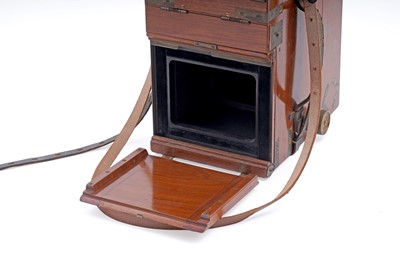 Lot 386 - A collection of three Edwardian plate cameras