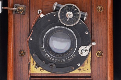 Lot 386 - A collection of three Edwardian plate cameras