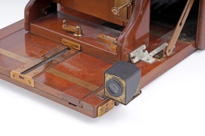 Lot 386 - A collection of three Edwardian plate cameras