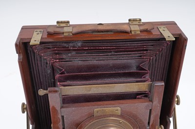 Lot 386 - A collection of three Edwardian plate cameras