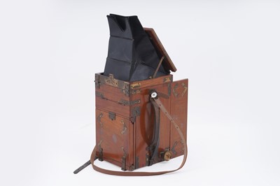 Lot 386 - A collection of three Edwardian plate cameras