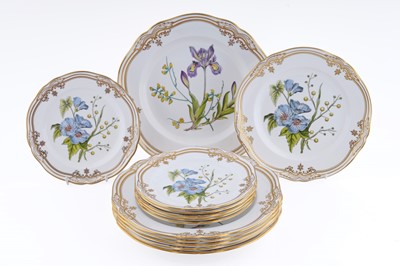 Lot 425 - A collection of Spode ‘Stafford Flowers’ tea and dinner china