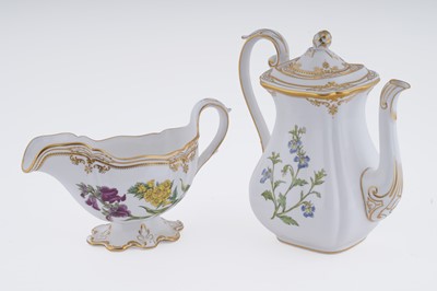 Lot 425 - A collection of Spode ‘Stafford Flowers’ tea and dinner china