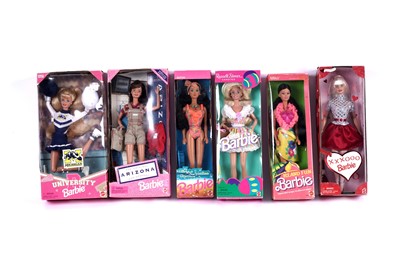 Lot 485 - A large collection of boxed Mattel Barbie and friends figures