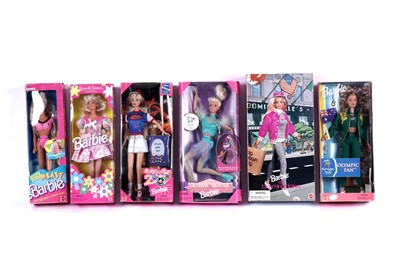 Lot 485 - A large collection of boxed Mattel Barbie and friends figures