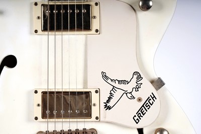 Lot 90 - A Gretsch-style guitar