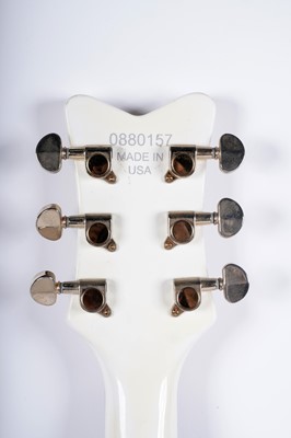 Lot 90 - A Gretsch-style guitar