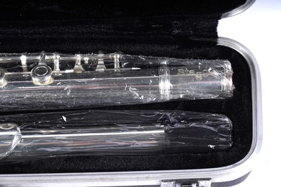 Lot 2 - A Yamaha flute; and a Stagg flute