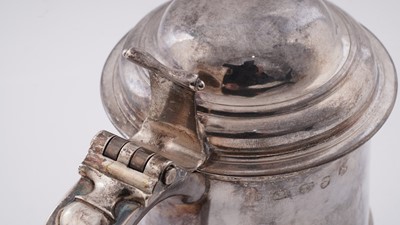 Lot 445 - A George II provincial silver tankard
