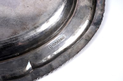 Lot 447 - Paul Storr: a George IV silver meat dish