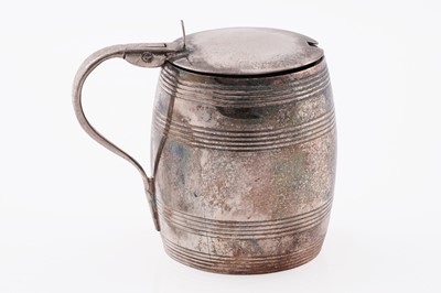 Lot 179 - A George III silver mustard pot