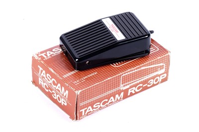 Lot 169 - A selection of pedals and other accessories