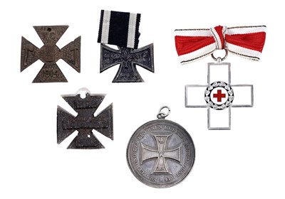 Lot 332 - West German Red Cross decoration; and other items