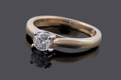 Lot 141 - A contemporary Leo Diamond single stone ring