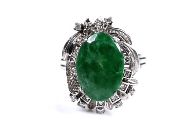 Lot 843 - A matched parure of Chinese jade and diamond set jewellery