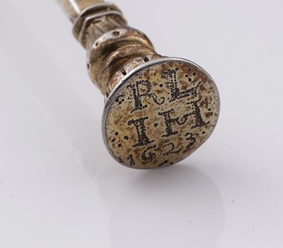 Lot 557 - A rare James I West Country silver-gilt seal top spoon