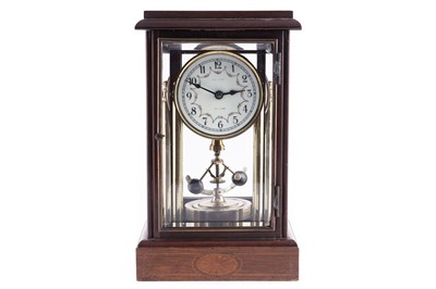 Lot 132 - An early 20th Century inlaid mahogany cased anniversary clock