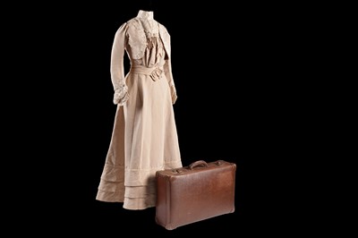 Lot 510 - An Edwardian lady's two piece day dress by H. Hornsley, Market Place, Milton