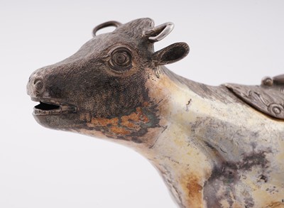 Lot 156 - A George II silver-gilt cow cream jug