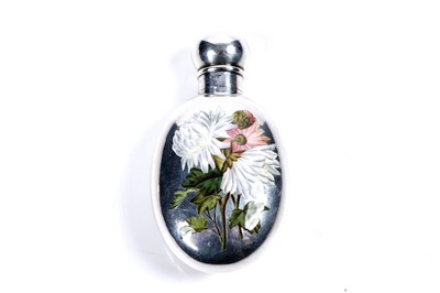 Lot 741 - A late Victorian silver scent flask