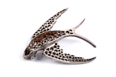 Lot 492 - A Victorian diamond swallow pattern brooch