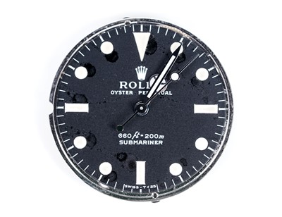 Lot 759 - Rolex Oyster Perpetual Submariner: a stainless steel cased automatic wristwatch