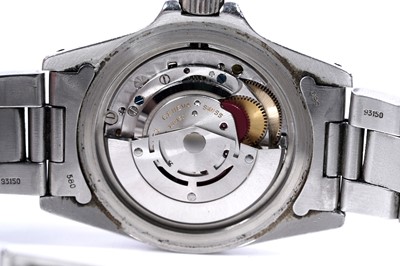 Lot 759 - Rolex Oyster Perpetual Submariner: a stainless steel cased automatic wristwatch