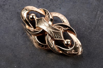 Lot 84 - A Swedish Gustav Dahlgren & Co 18K gold Art Nouveau style brooch