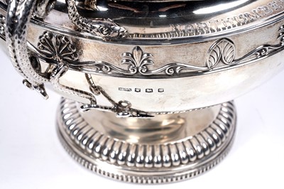 Lot 26 - A George V silver trophy cup or rose bowl