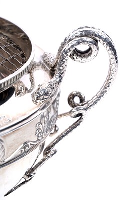 Lot 26 - A George V silver trophy cup or rose bowl