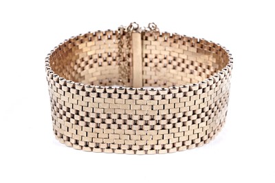 Lot 306 - A 9ct gold cuff bracelet