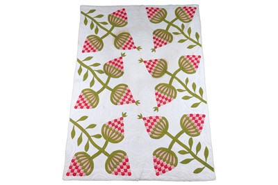 Lot 411 - A 19th Century American "Strawberry" pattern applique quilt | 1860-80