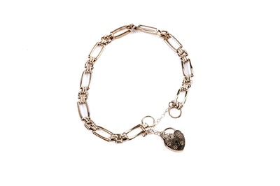 Lot 95 - A 9ct gold gate-link bracelet