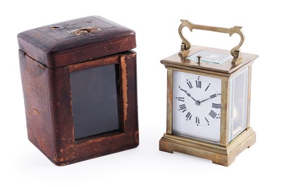 Lot 142 - An early 20th Century brass 8 day repeating carriage clock