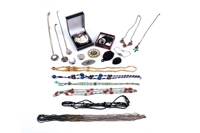 Lot 26 - Art Deco costume jewellery