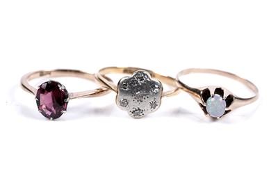 Lot 266 - Three rings