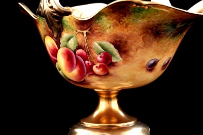 Lot 427 - A fruit painted Royal Worcester basket
