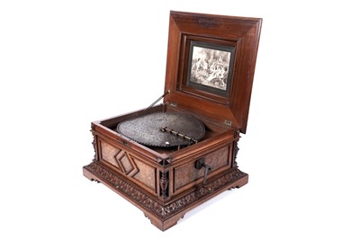 Lot 334 - A late 19th Century Polyphon and discs