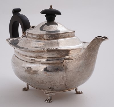 Lot 542 - A George V silver four-piece tea service