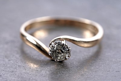 Lot 544 - A single stone diamond ring