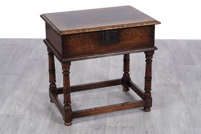 Lot 57 - Titchmarsh & Goodwin: a Georgian style oak bible box