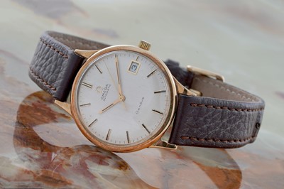 Lot 611 - Omega: a 9ct yellow gold cased automatic wristwatch