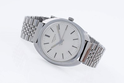 Lot 621 - Longines: a stainless steel cased automatic wristwatch