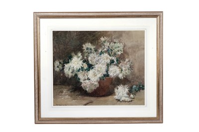 Lot 633 - Lilian Reynolds - Still life with white chrysanthemums | watercolour