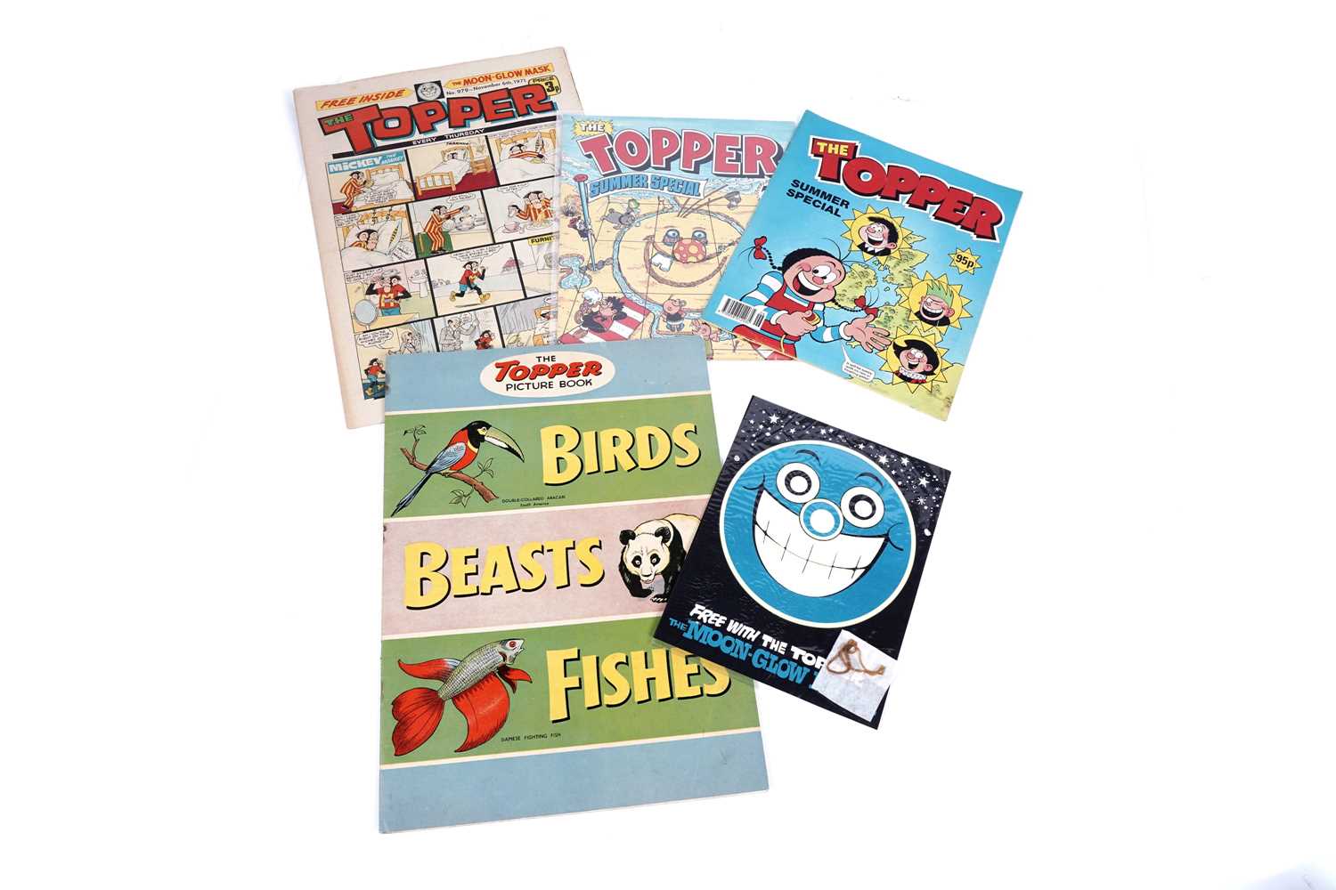 Lot 9 - Topper comics
