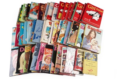 Lot 207 - British girls’ annuals