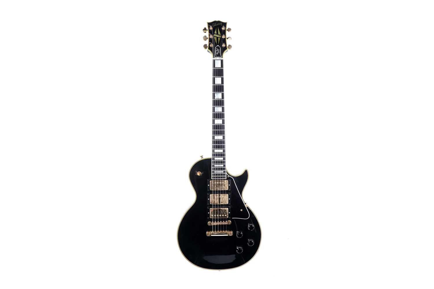 Lot 65 - A 1997 Gibson Memphis Les Paul Custom re-issue