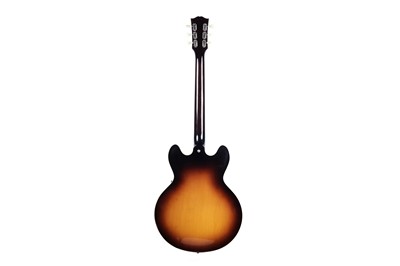 Lot 66 - A Gibson ES335 '63 re-issue