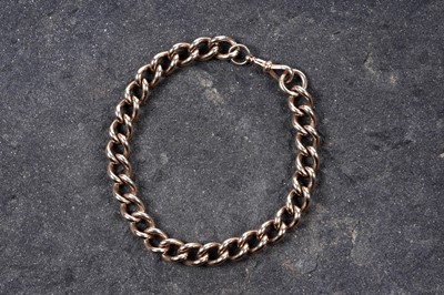 Lot 599 - A 9ct gold curb-link watch chain