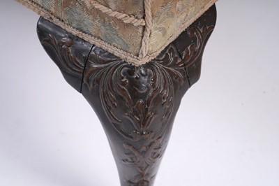 Lot 542 - A Georgian serpentine back settee